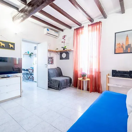 Guesthost - Cozy Near Lanfranchi Stadium * パルマ