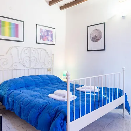 Lägenhet Guesthost - Cozy Near Lanfranchi Stadium *